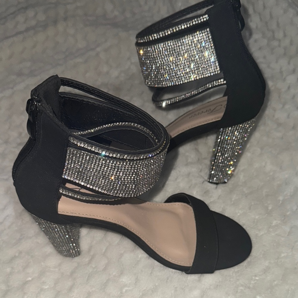 Forever 21 Black and Silver Glitter Heels